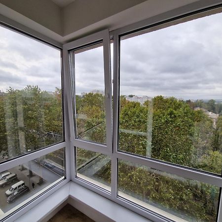 Dendrarium Park Double Room Apartment คีชีเนา ภายนอก รูปภาพ