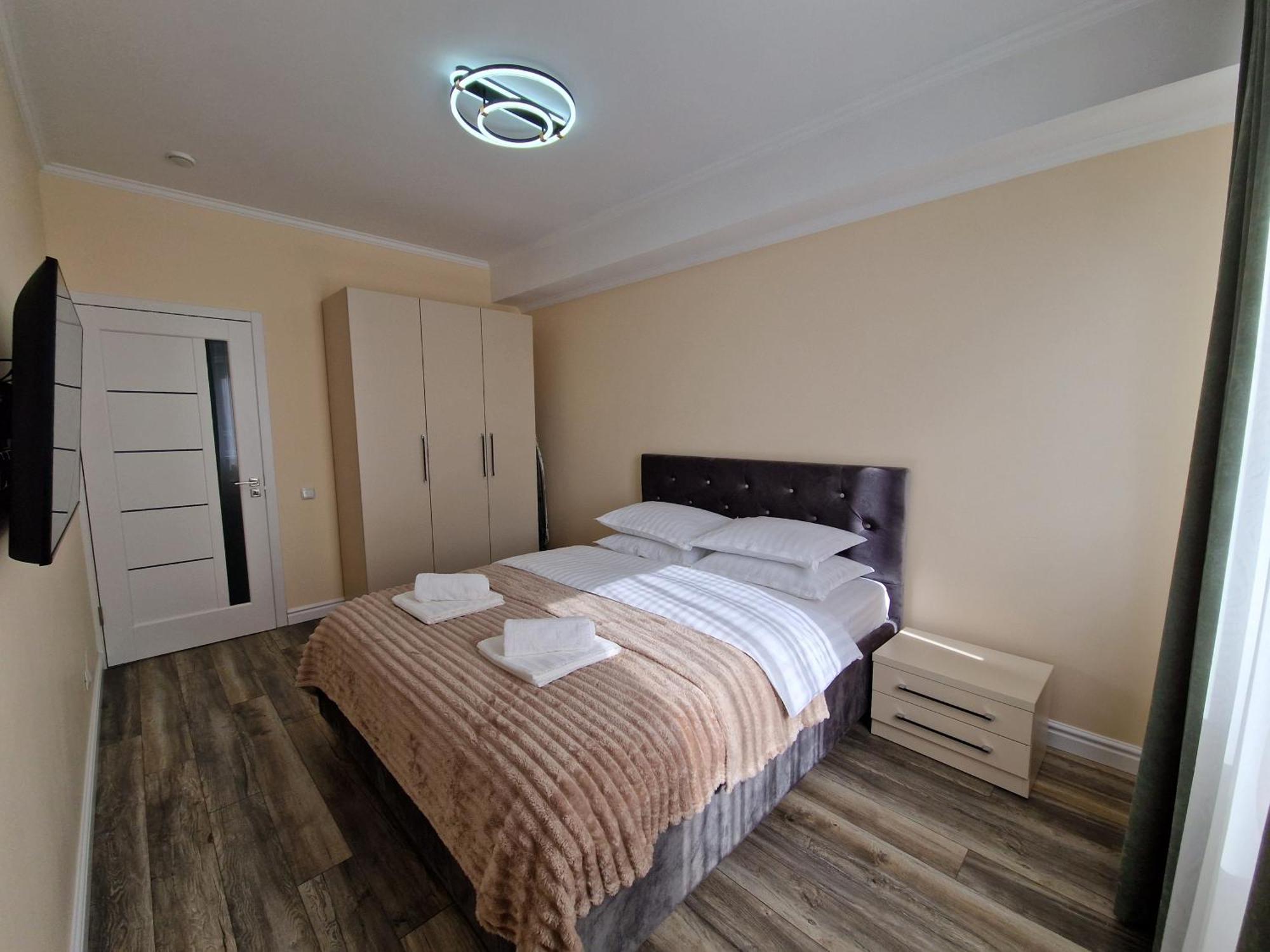 Dendrarium Park Double Room Apartment คีชีเนา ภายนอก รูปภาพ